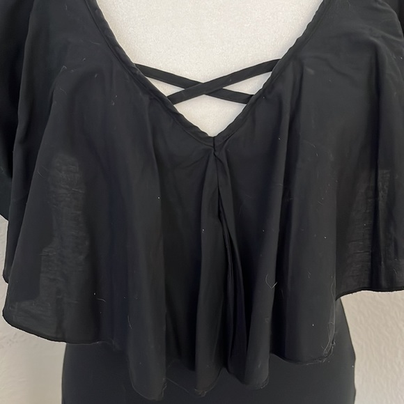 Off-the-shoulder blouse - Picture 3 of 4